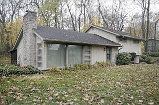 2nd image of 2025 Hillsdale Ave