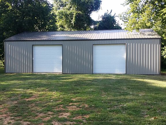 30'x50' Shop w/ electricity