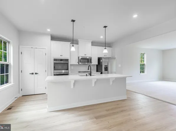 9594 Nature Trl #413A, Gaithersburg, MD 20879