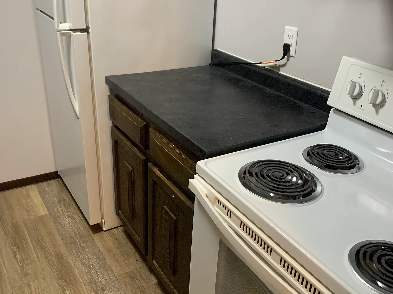 Bristol Court Apartments — Photo 4