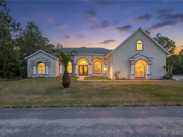 1 Stokesia Ct S, Homosassa, FL 34446