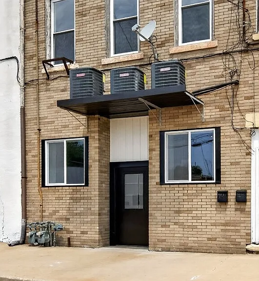 705 Washington St #2F — Photo 15