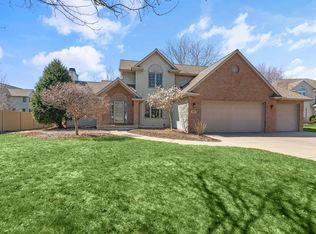 2050 Ledge Haven Ct, De Pere, WI 54115