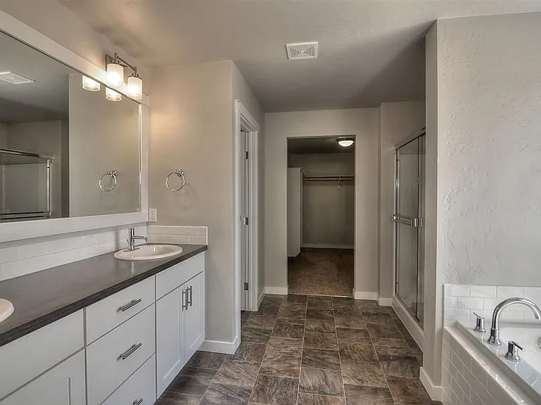 5232 N Beaham Ave — Photo 5