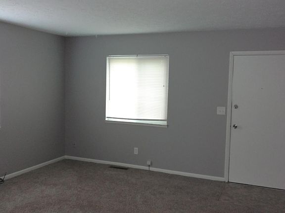 4th image of 2539 Maplehurst Dr