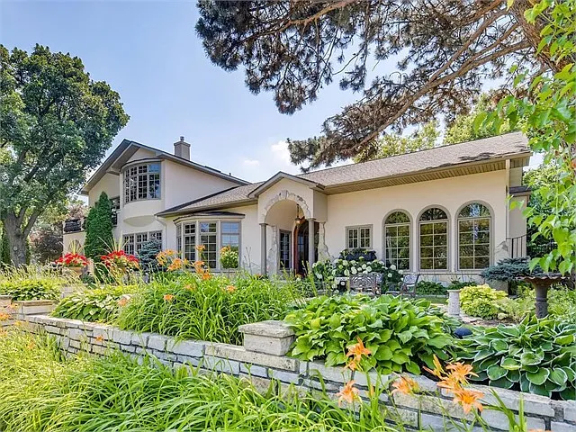 2412 Cedar Shore Dr
