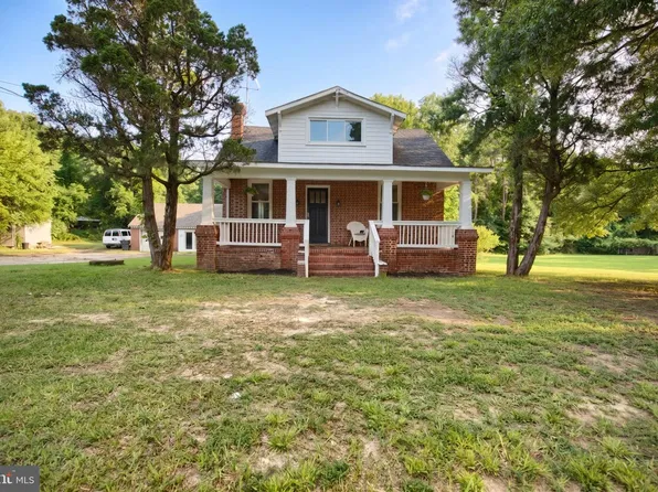 2800 Kingsdale Rd, North Chesterfield, VA 23237