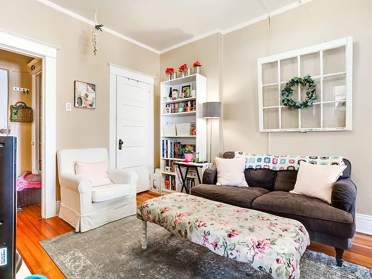 1641 N Vine St #7 — Photo 7