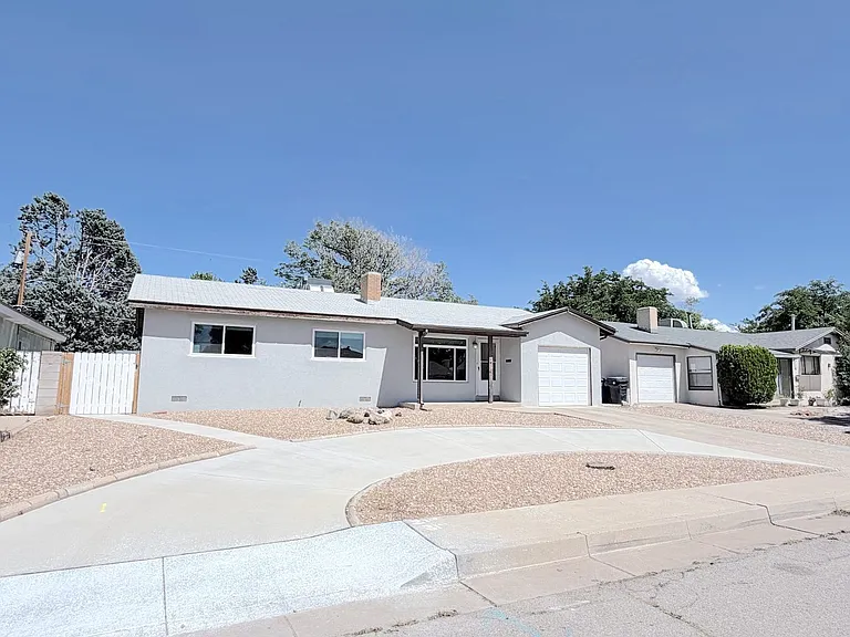 3200 California St NE — Photo 24