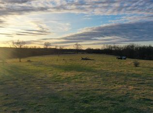 Wright Rd, Fayetteville, AR 72704