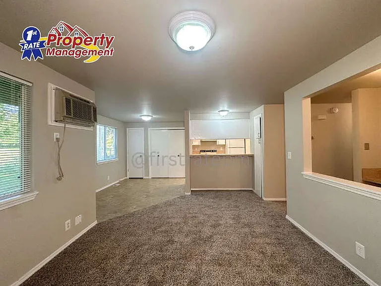 2895 W Malad St — Photo 7