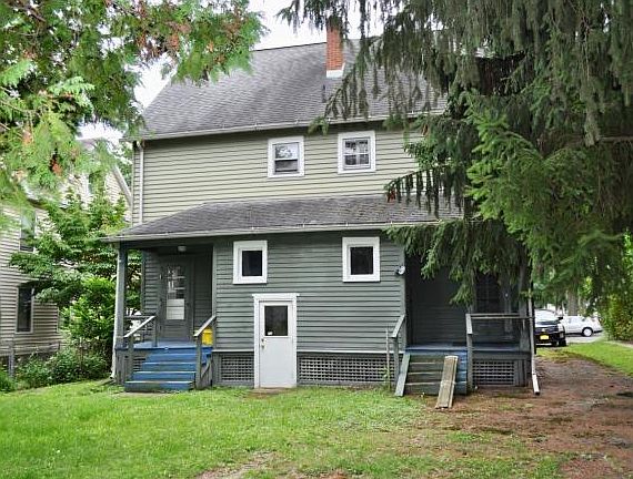3rd image of 3 Hayden St