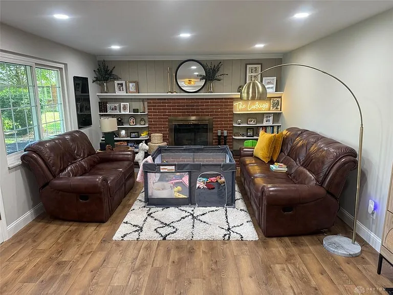 2165 Oak Tree Dr E — Photo 5