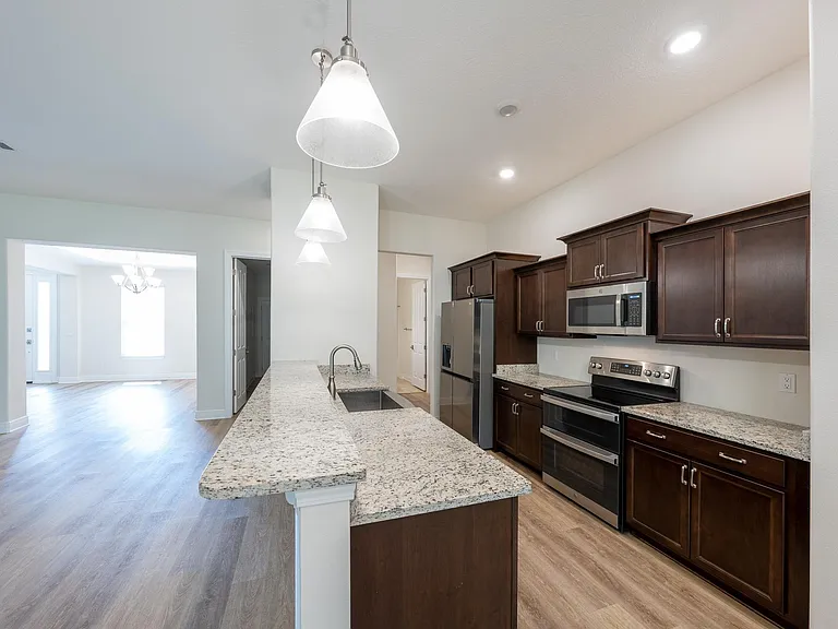 8016 Majestic Cypress Dr — Photo 4