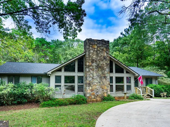 4004 White Oak Ln, Lagrange, GA 30240