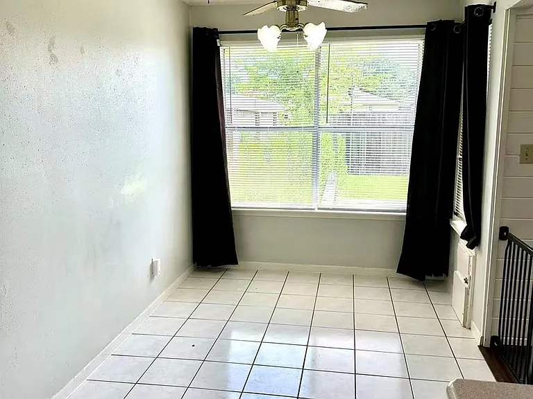 2535 Planters Row — Photo 11