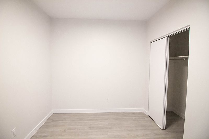 Winnipeg Apartment for rent - 2 Bedrooms — photo 38