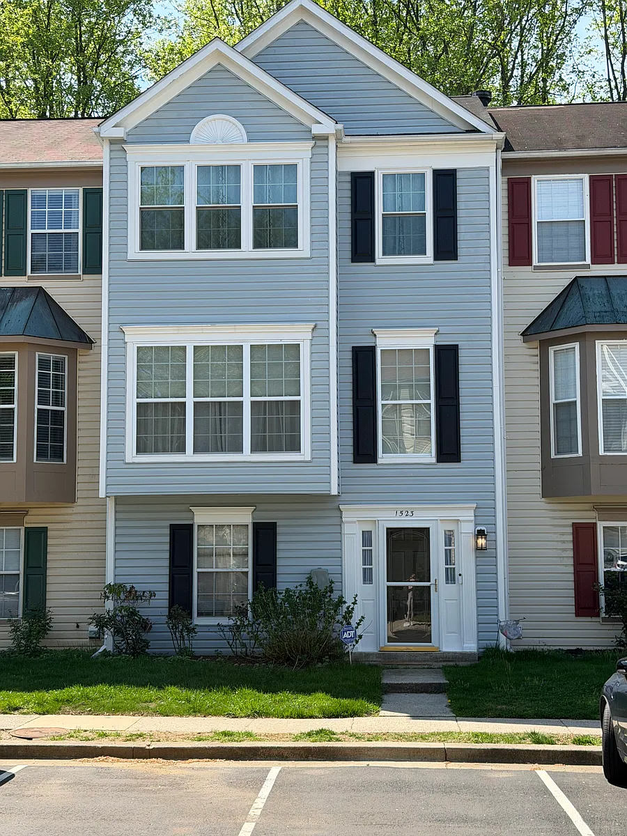 Building Photo - 1523 Ashburnham Dr