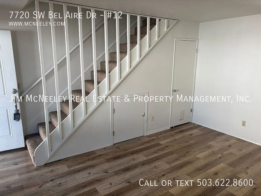 2 bed/ 1.5 Bath Townhome off Denney and Hwy 217 — Photo 3