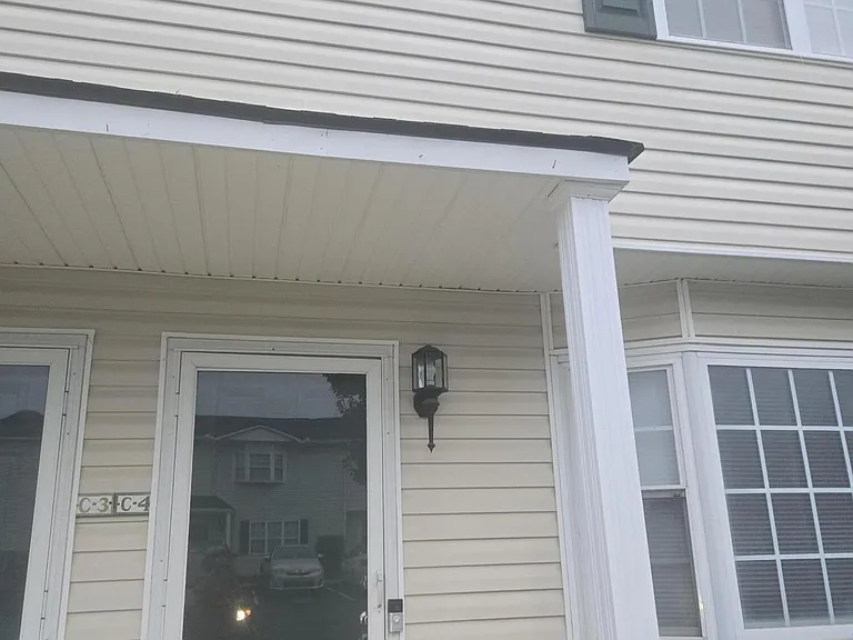 2325 Vineyard Dr #C4 — Photo 1