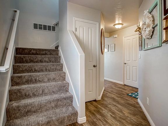 4th image of 543 W Bountiful Way