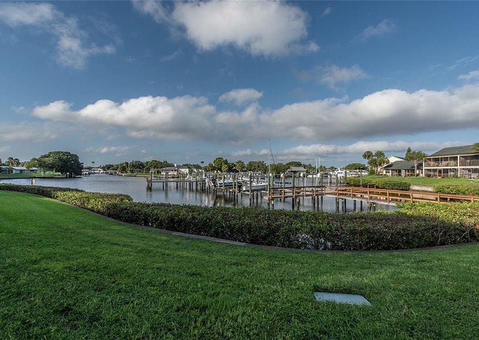 626 Yardarm Dr #13, Apollo Beach, FL 33572 | Zillow