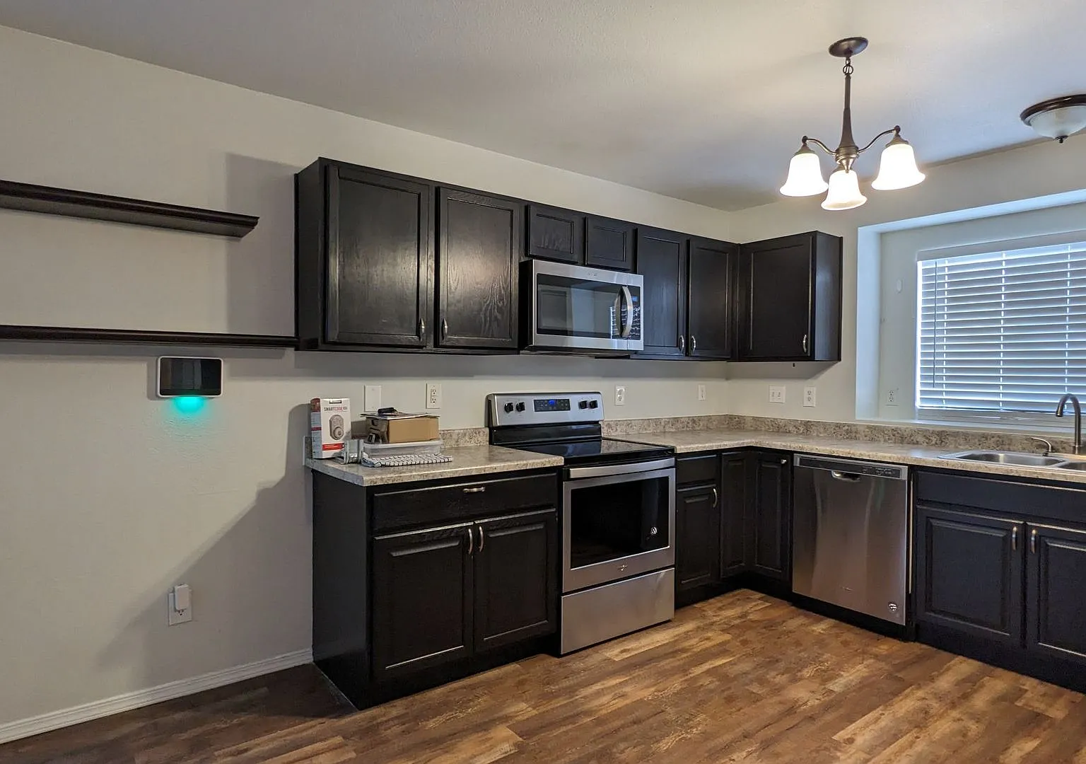 Ranch 4 Bed/2 Bath With Finished Basement And 2 Car Garage! — Photo 4