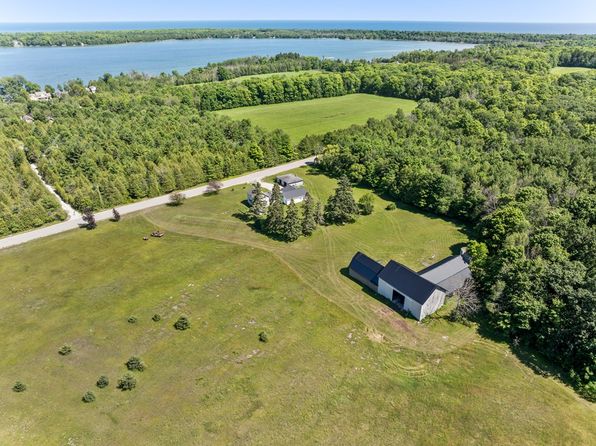 7387 Logerquist Rd, Baileys Harbor, WI 54202