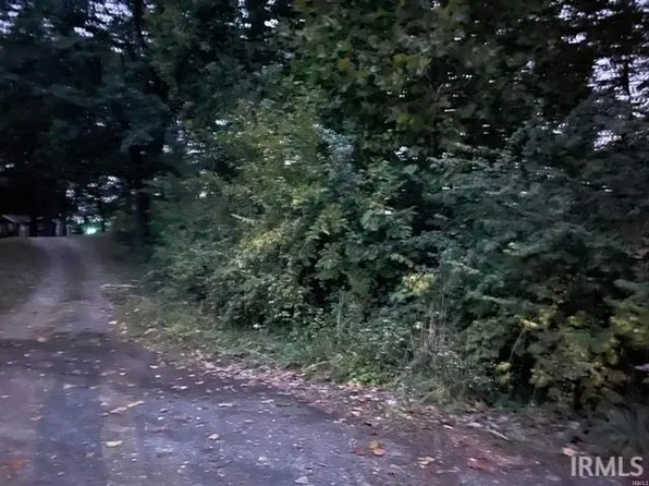 Lane 131 Turkey Lake Ln Lot 4 & 5, Lagrange, IN 46761