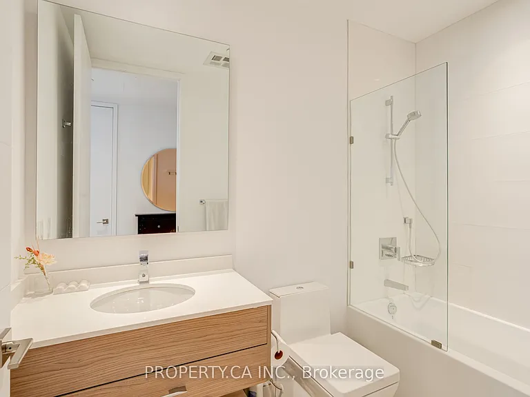488 University Ave #5308 — Photo 31