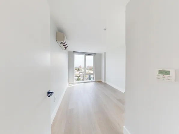 43-25 52nd Street image 11 of 34