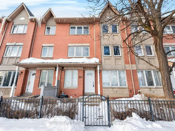 29 Rosebank Dr #807, Toronto, ON M1B 5Y7