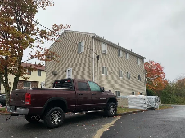 45 Merrimac St #16A, Woburn, MA 01801