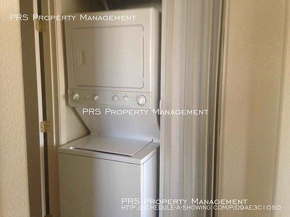 2nd image of 105 E Ingram St APT 4