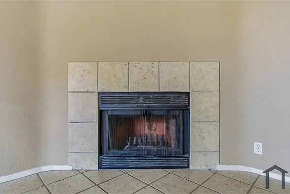 501 W Yukon Dr #4 — Photo 8