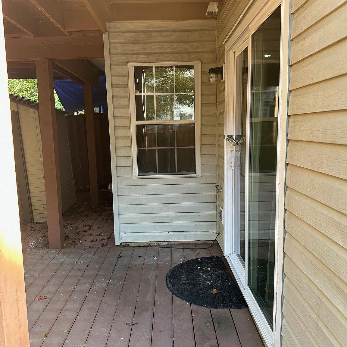 1 bed, 1.0 bath, 2096 sqft, $1,250 — Photo 3