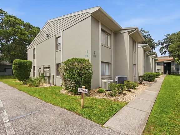 2nd image of 314 PALM COAST PARKWAY NE #202