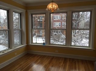 7035 N Ridge Blvd #2, Chicago, IL 60645