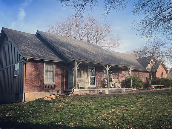 New roof placed April 2019!