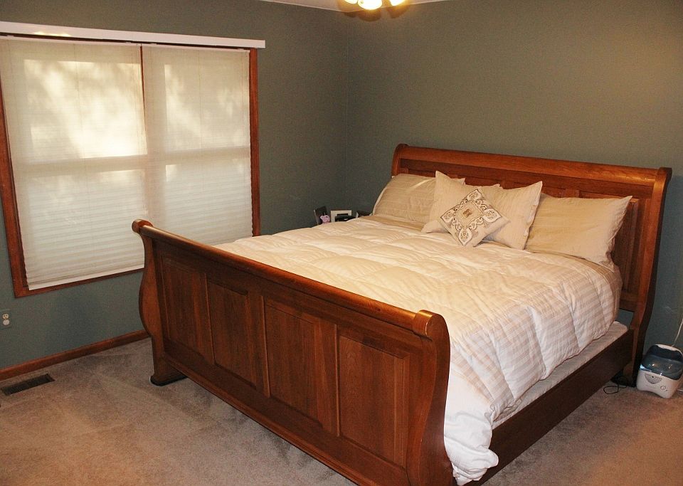1st image of 378 Walnut Dr