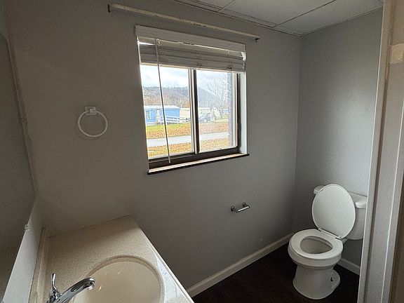 5th image of 900 Crique Side Dr APT 2