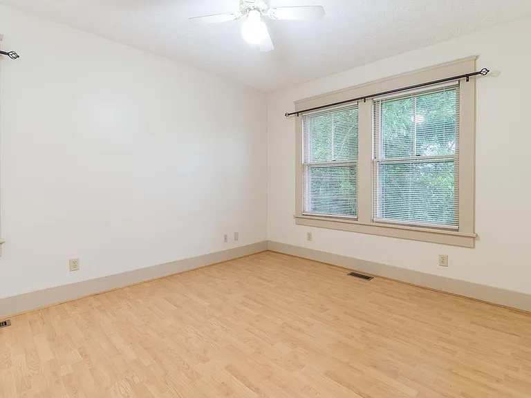 803 Phillips Ave #1 — Photo 13