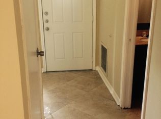 1003 Lee Rd, Jacksonville, FL 32225