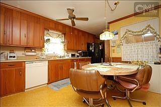 3rd image of 7509 Edgewater Dr