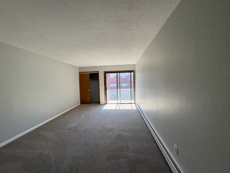21 Dunlay St #1A — Photo 5