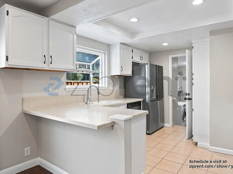 2950 Moorpark Ave — Photo 12