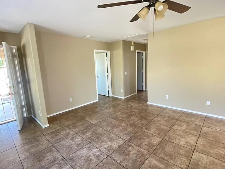 7381 W Palo Verde Dr — Photo 3