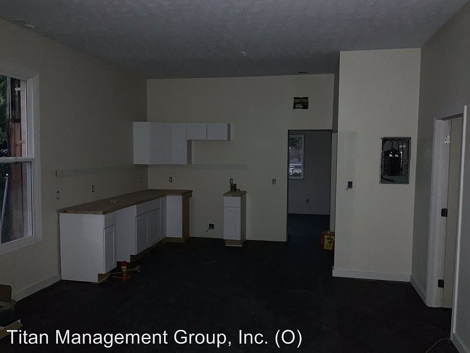 2nd image of 500 Gentry St APT 1