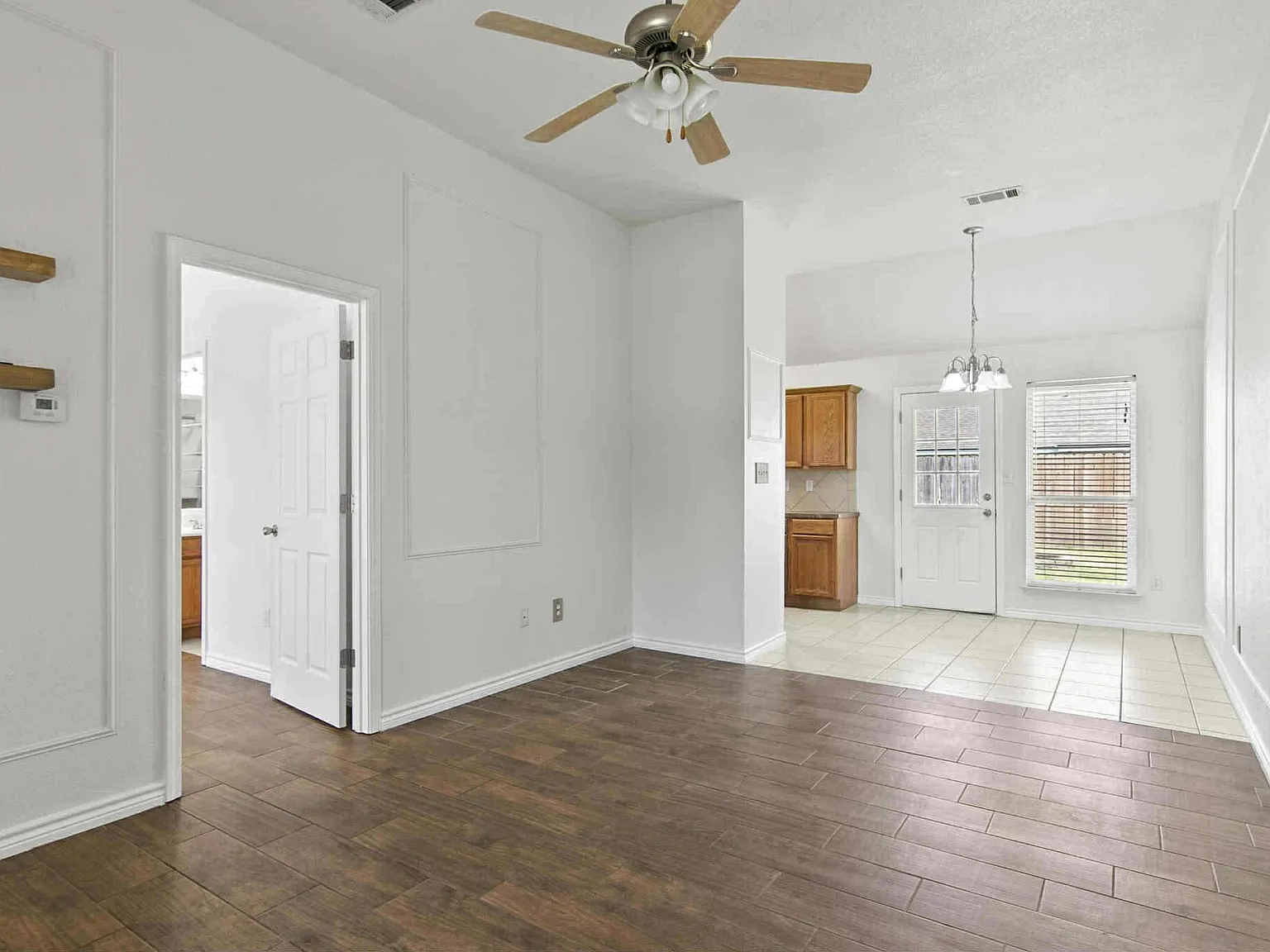 3 bed, 2.0 bath, 1054 sqft, $1,795 — Photo 4