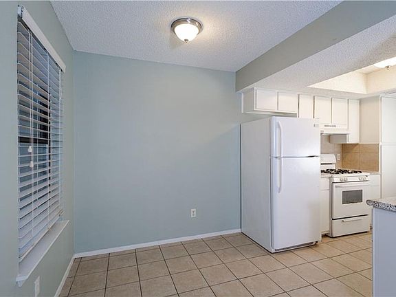 4th image of 11519 Pecan Creek Pkwy APT 21